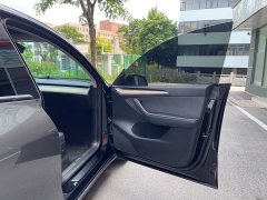 Tesla Model Y Long Range All-Wheel Drive - ფოტო 12