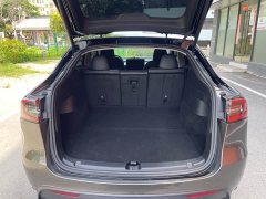 Tesla Model Y Long Range All-Wheel Drive - ფოტო 18