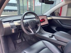 Tesla Model Y Long Range All-Wheel Drive - ფოტო 19