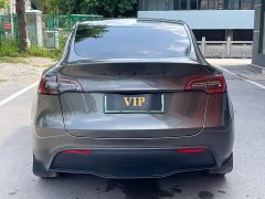 Tesla Model Y Long Range All-Wheel Drive - ფოტო 5