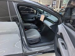 Lynk & Co Geely Lynk & Co 20 530km Rear-wheel Drive Max - ფოტო 14