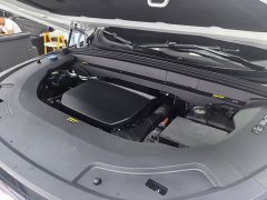 Li Auto L7 Pro - ფოტო 18