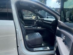 NIO ES8 Five-Seat Executive Luxury Edition - ფოტო 16