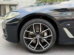 BMW 5 Series 530Li Luxury M Sport Package - ფოტო 4