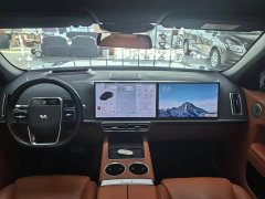 Li Auto L7 Pro - ფოტო 17