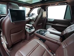 Lincoln Navigator 2020 3.5T Long Wheelbase Presidential Edition - ფოტო 15