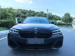 BMW 5 Series 530Li Luxury M Sport Package - ფოტო 3