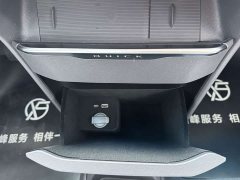Buick GL8 Luzun Respect Edition - ფოტო 14
