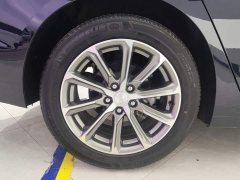Buick Junyue 652T Luxury - ფოტო 6