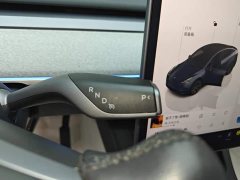 Tesla Model Y Rear-Wheel Drive - ფოტო 16