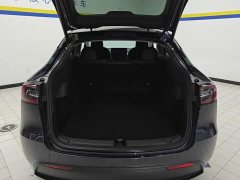 Tesla Model Y Rear-Wheel Drive - ფოტო 4