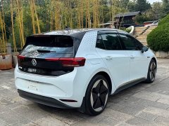 Volkswagen ID.3 Outstanding Edition - ფოტო 4
