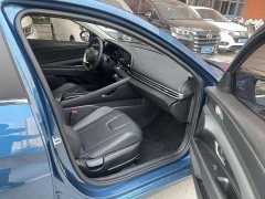 Hyundai Elantra 1.5L CVT GLX Elite - ფოტო 10