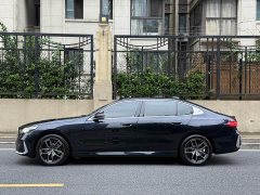 BMW 5 Series 530Li Premier Luxury Package - ფოტო 16