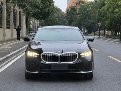 BMW 5 Series 530Li Premier Luxury Package - ფოტო 2
