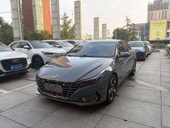Hyundai Elantra 2022 1.5L CVT Luxury - ფოტო 1
