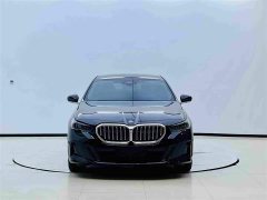 BMW 5 Series 530Li Premier M Sport Package - ფოტო 17