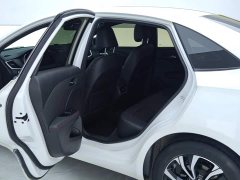 Chevrolet Cruze Mild Hybrid RS 330T Automatic Comfort Edition - фото 11