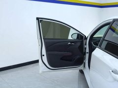 Chevrolet Cruze Mild Hybrid RS 330T Automatic Comfort Edition - фото 7