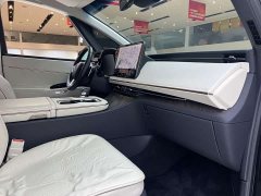 Lexus LM 2023 500h Six-Seat Premium Edition - ფოტო 5