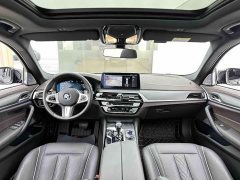 BMW 5 Series Facelift 530Li Premier M Sport Package - ფოტო 10