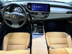 Lexus ES 2022 300h Excellence Edition - ფოტო 8