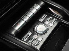 Lincoln Navigator 2.0T AWD Prestige - ფოტო 3