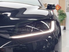 Jaguar XEL 2.0T 250PS R-DYNAMIC 90th Anniversary Edition - ფოტო 9