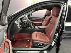BMW 5 Series Facelift 530Li Luxury M Sport Package - ფოტო 3