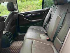 BMW 5 Series 530Li Premier Luxury Package - ფოტო 10