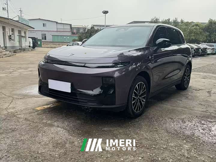 Leapmotor B10 510 Pleasure Edition - ავტომობილი ჩინეთიდან