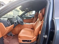 AITO M9 Extended Range Ultra 42kWh 6-Seater - ფოტო 8