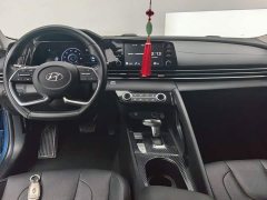 Hyundai Elantra 1.5L CVT GLX Elite - ფოტო 12
