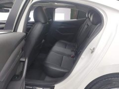 Mazda3 Axela 1.5L Automatic Comfort Edition - ფოტო 11
