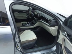 BYD Qin Plus Champion Edition DM-i 120KM Exceed - ფოტო 8