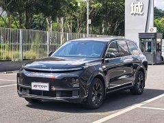 Li Auto L8 Pro - ფოტო 1