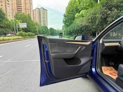 Tesla Model Y Standard Range RWD - ფოტო 6