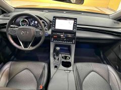 Toyota Avalon Hybrid 2.5L Luxury - ფოტო 10