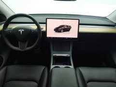 Tesla Model Y Rear-Wheel Drive - ფოტო 12