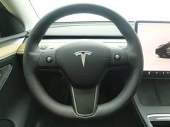 Tesla Model Y Rear-Wheel Drive - ფოტო 15