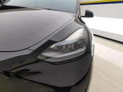 Tesla Model Y Rear-Wheel Drive - ფოტო 5