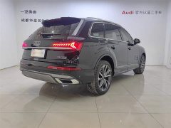 Audi Q7 55 TFSI quattro S line Sport - ფოტო 4