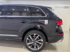 Audi Q7 55 TFSI quattro S line Sport - ფოტო 7