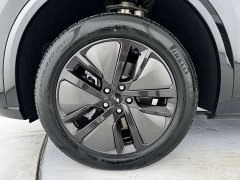 Li Auto L8 2024 Pro - ფოტო 13