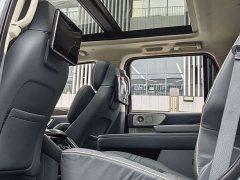 Lincoln Navigator 2020 Presidential Series 3.5T - ფოტო 13