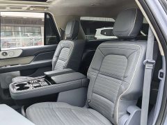 Lincoln Navigator 2020 Presidential Series 3.5T - ფოტო 14