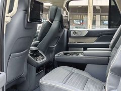 Lincoln Navigator 2020 Presidential Series 3.5T - ფოტო 16