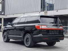 Lincoln Navigator 2020 Presidential Series 3.5T - ფოტო 5
