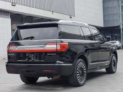 Lincoln Navigator 2020 Presidential Series 3.5T - ფოტო 7
