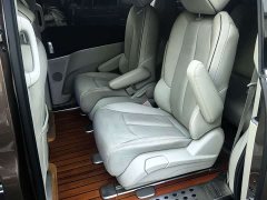 Buick GL8 Land Business Class 652T Luxury - ფოტო 12